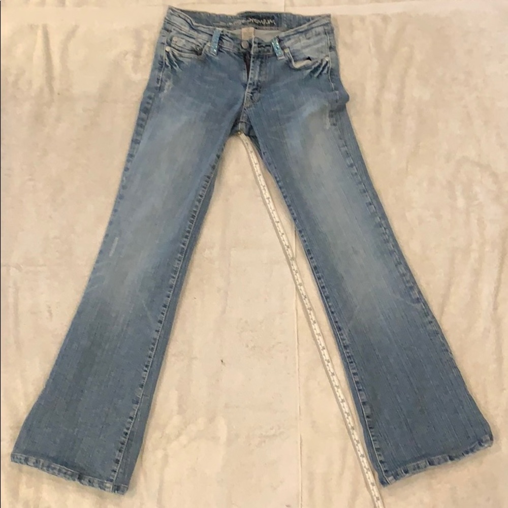 Refuge Premium Jeans